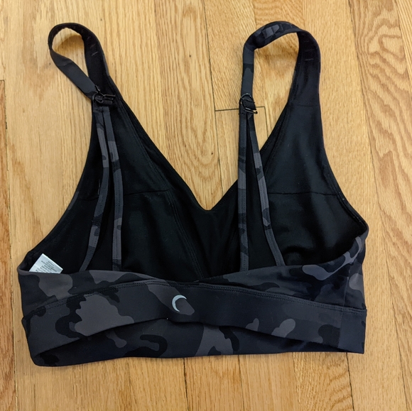 Zyia Forest Camo Adjustable Mesh Bra - Picture 5 of 7